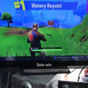 Meet your Posher, Cameron